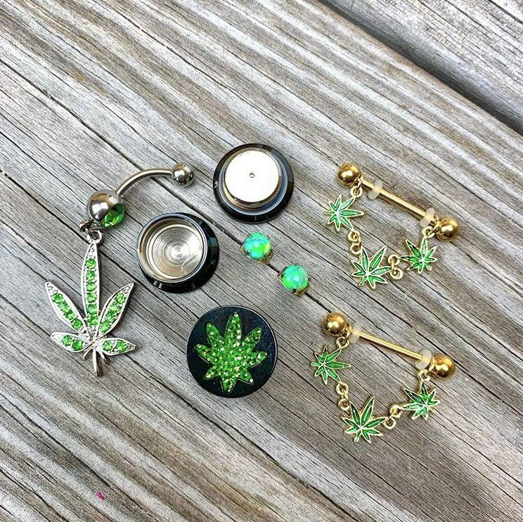 14G 3/4 Green Gold Tone Weed Pot Leaf Dangle Nipple Ring Set BodyCandy